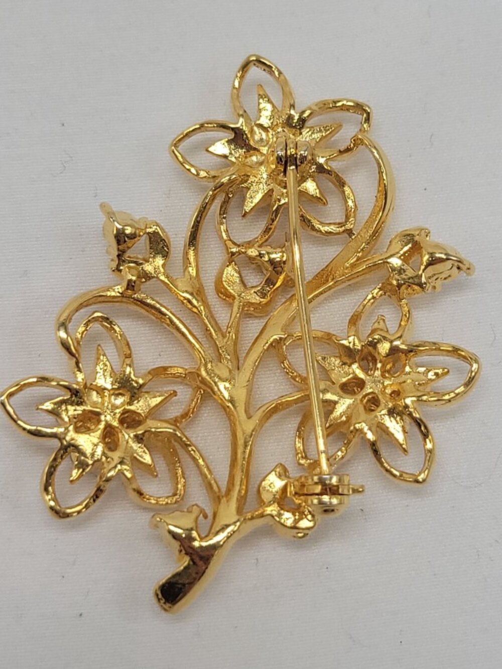 Gold-Tone Floral Brooch With Purple Rhinestones 2" Vintage Pin Jewelry - Picture 2 of 11